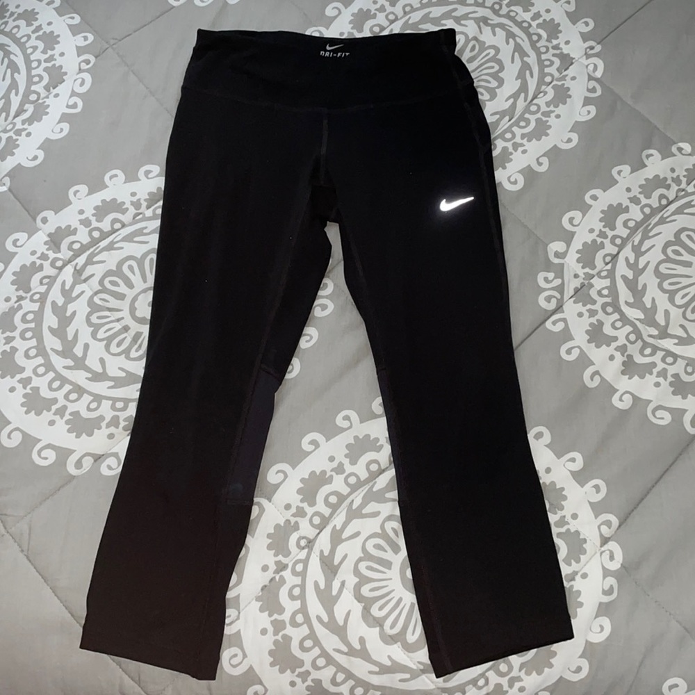 nike dri fit capri athletic leggings size small